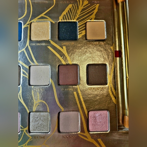 Lorac Beauty and The Beast Palette - Picture 8 of 12